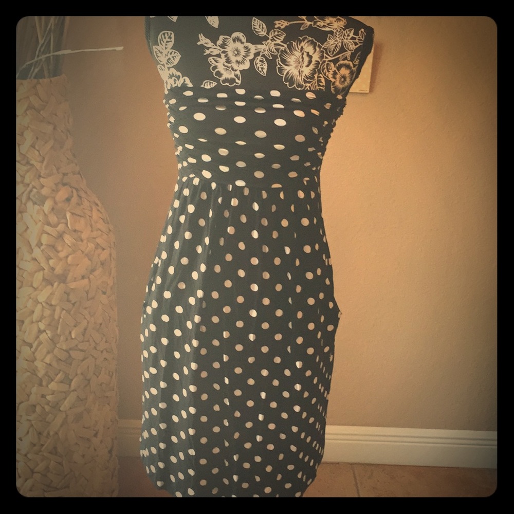 Dress with pockets